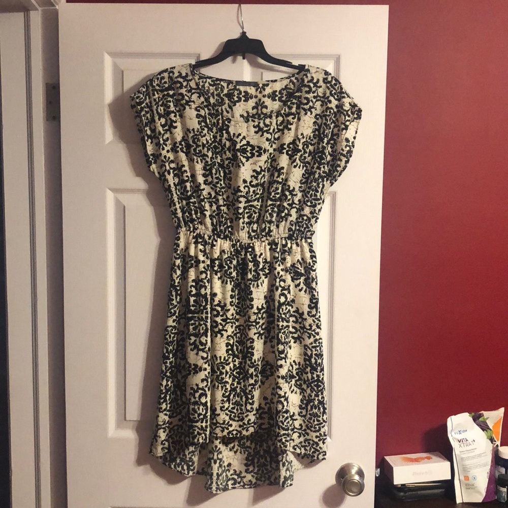 Cream/black high-low dress